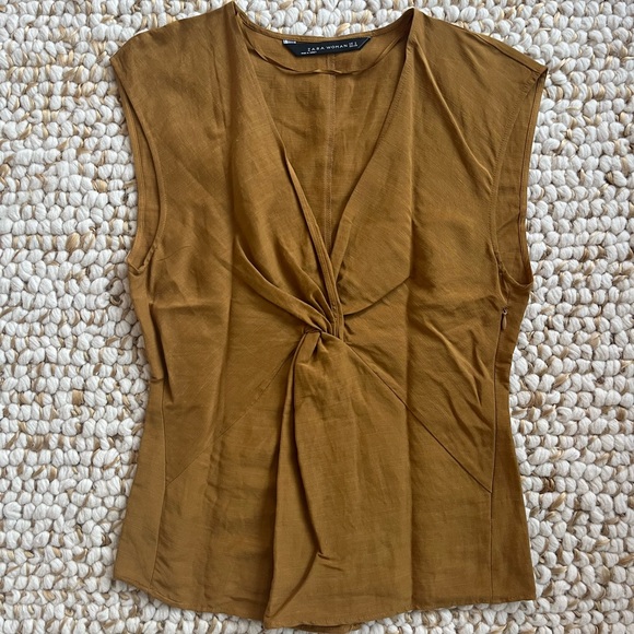 Zara Women’s Mustard Knot Front Top - Picture 1 of 3